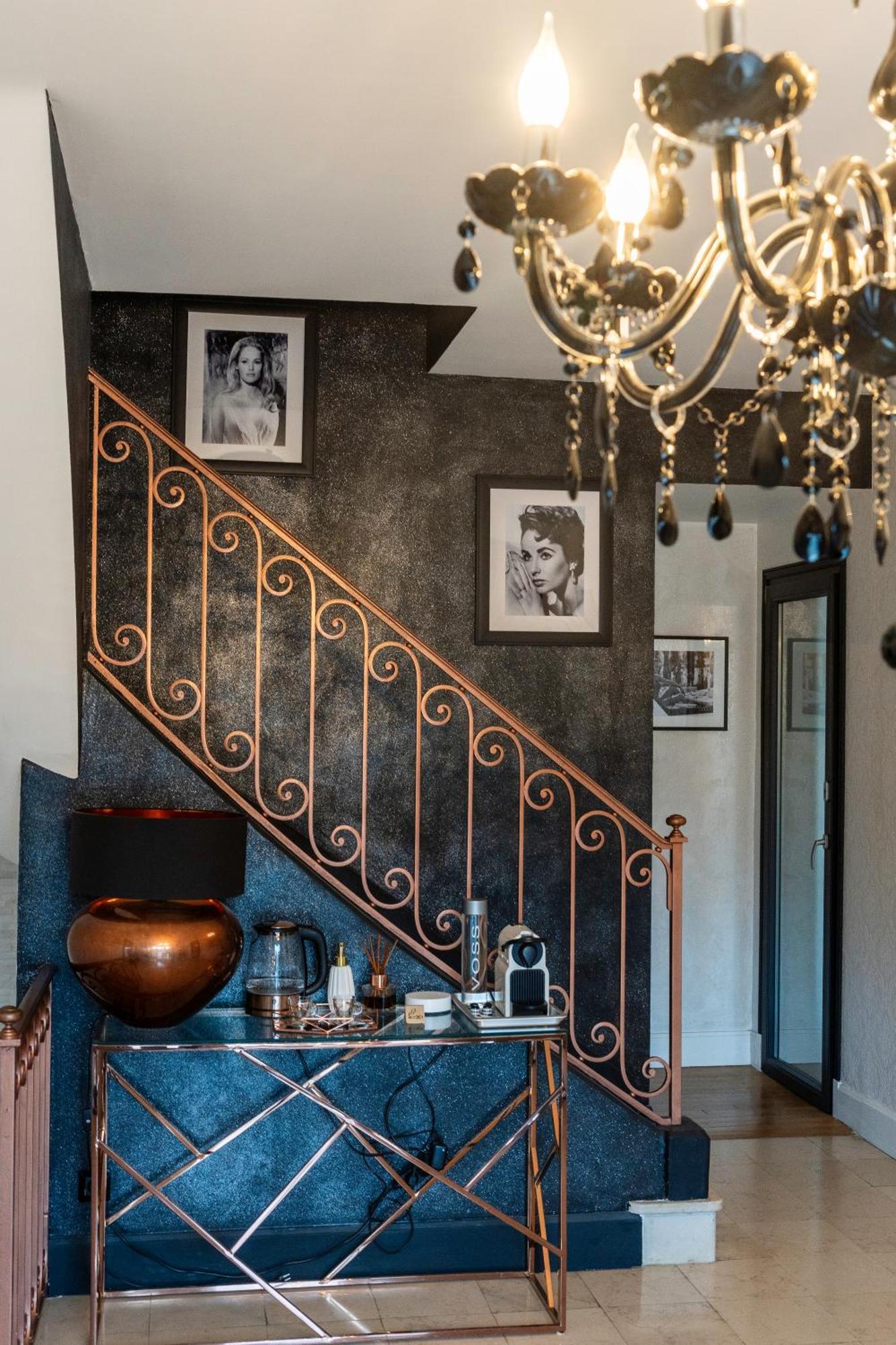 Les Etoiles Bed & Breakfast Tonnerre Bagian luar foto
