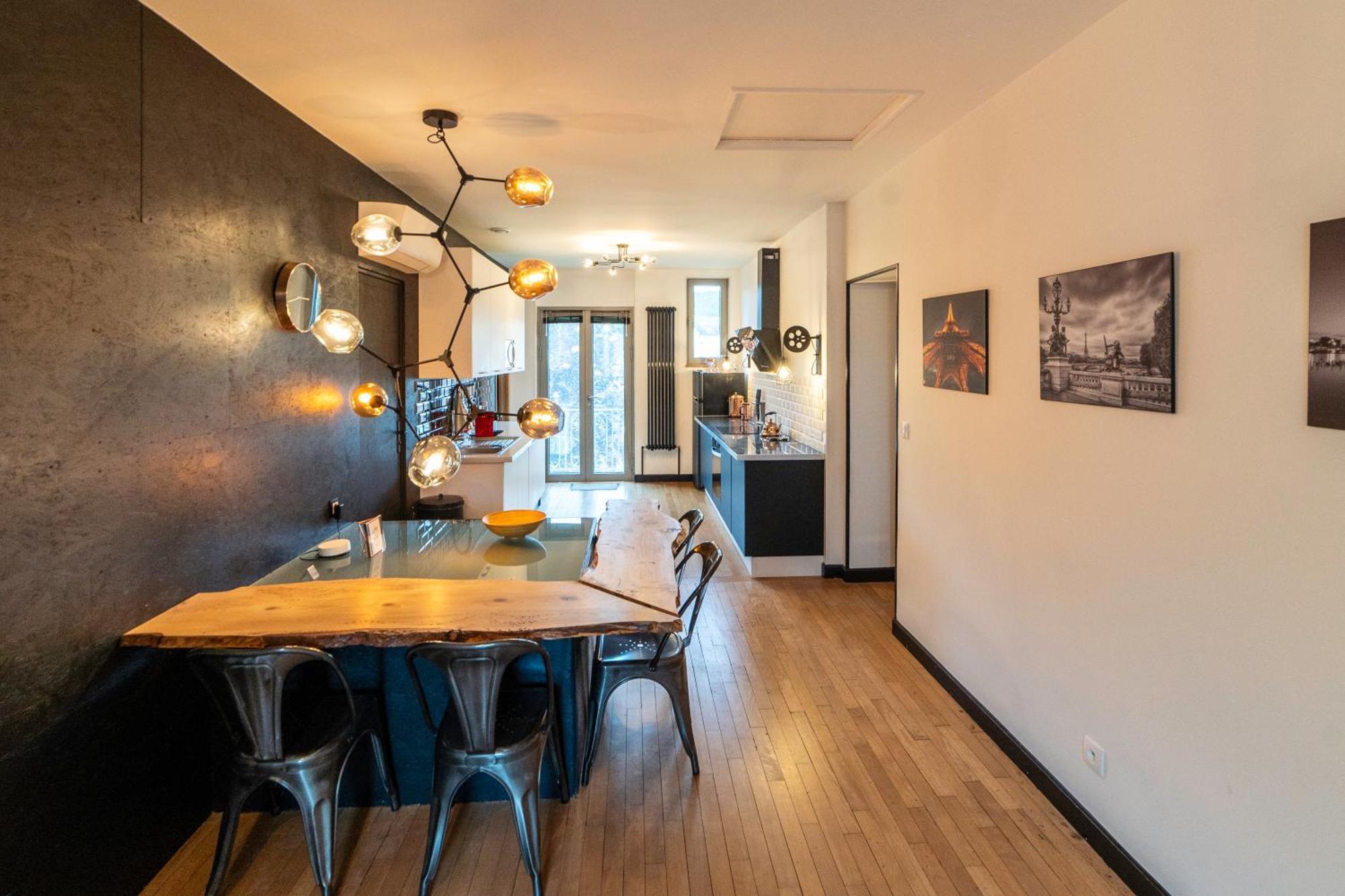 Les Etoiles Bed & Breakfast Tonnerre Bagian luar foto