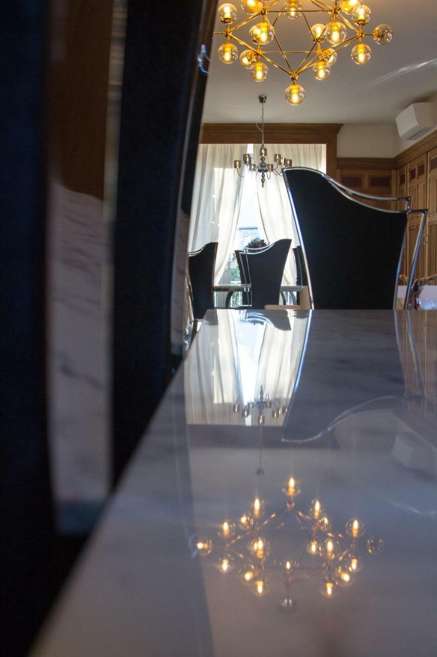 Les Etoiles Bed & Breakfast Tonnerre Bagian luar foto